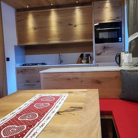 Schlossar Haus Apartmán *